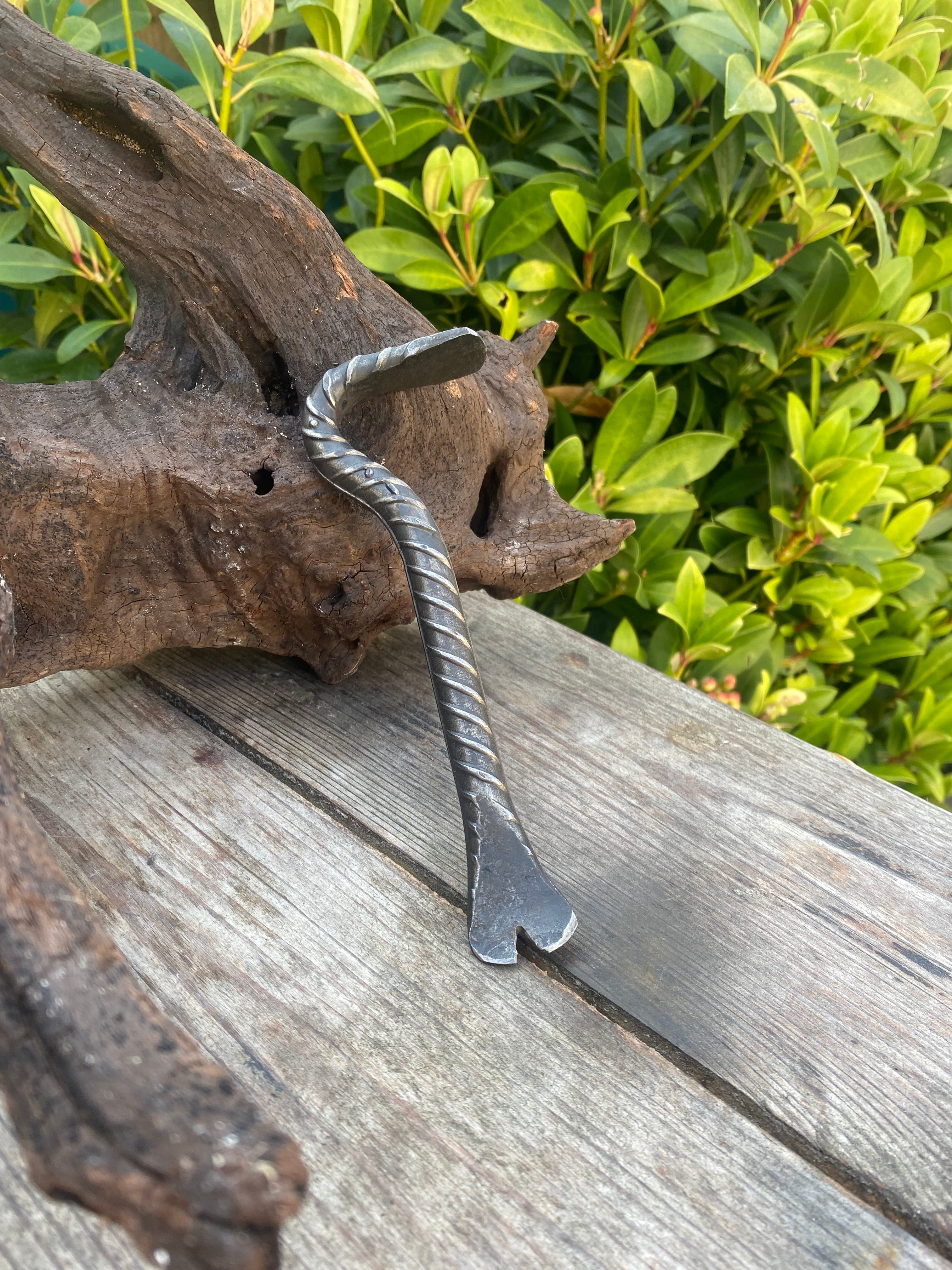 Roughneck mini crowbar